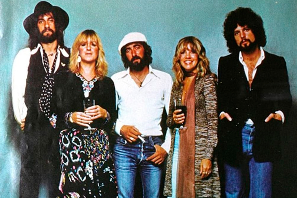 fleetwood-mac-go-your-own-way